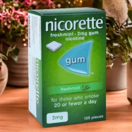 Mit NICORETTE Freshmint 2mg Nikotinkaugummi rauchfrei werden